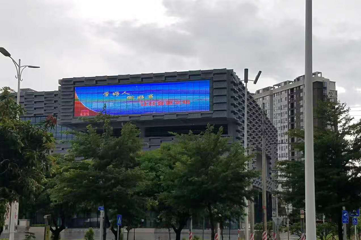 珠海金湾文艺文化中心室外P15.625/31.25格栅屏